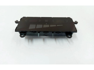 Блок управления климат-контролем 31674024   Volvo V60