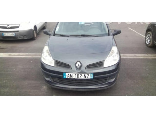 Ручка стеклоочистителей 8201590631   Renault Clio III