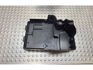 Блок предохранителей  51873946   Lancia Delta III    