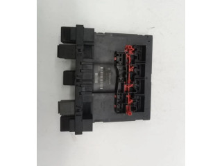 Pojistková skříňka 3C0937049AJ Skoda Octavia Mk2 (1Z)