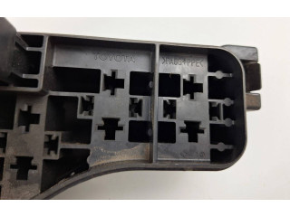 Блок предохранителей 8274113020 Toyota Corolla Verso AR10