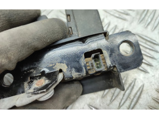 Zámek zadních dveří 2K0827505J Volkswagen Caddy 2013