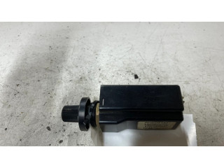 Включатель регулировки освещения панели