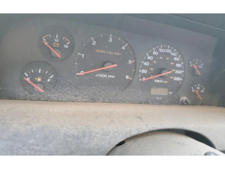 Панель приборов Jeep Grand Cherokee (WJ)