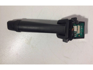 Ручка стеклоочистителей 8691695 Volvo S80