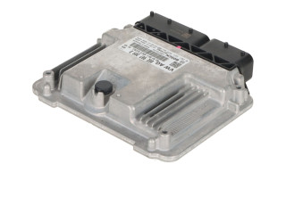 Блок управления двигателя 05E907309D Volkswagen Caddy