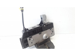 Замок задней крышки