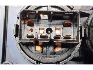 Vstřikovač 99-01 KIA Carnival J3