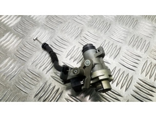 Замок задней крышки (наружный)