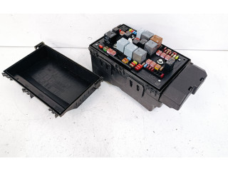 Pojistková skříňka 13368645, 13403357 Opel Zafira C 2014