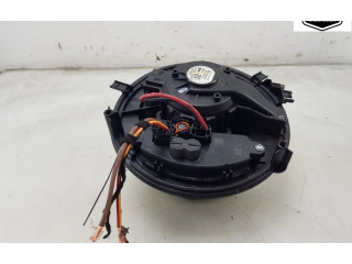 Вентилятор печки 5WB819015A, 5Q0819021E Volkswagen Caddy