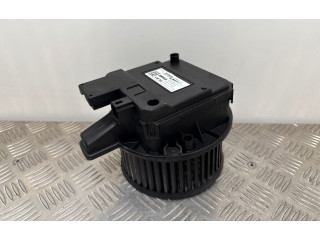 Вентилятор печки 4M1820021B Audi Q5 SQ5