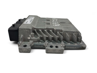 Блок управления двигателем Блок управления 31372489   Volvo V70