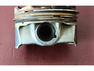 Píst 8619196, 11258619196 BMW 1 F20 F21