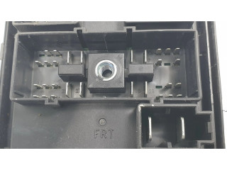 Блок предохранителей 96867129   Chevrolet Aveo    