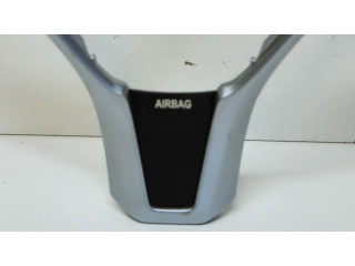 Отделка вокруг крышки топливного бака