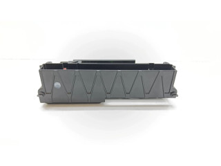 Pojistková skříňka 9210861 BMW 7 F01 F02 F03 F04 2010