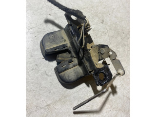 Zámek zadních dveří Volkswagen Caddy 2009