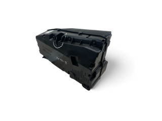 Дисплей 32233452 Volvo XC90