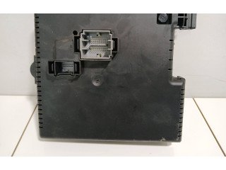 Блок предохранителей 8676391, 12217799   Volvo XC90    