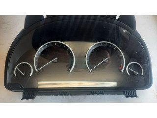 Přístrojová deska BMW 7 F01 F02 F03 F04 2012 9265155