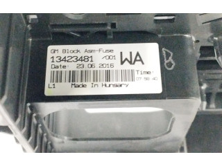 Pojistková skříňka Řídící jednotka BSM 13423481 Opel Adam 2016