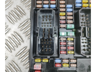 Блок предохранителей 31682732   Volvo S90, V90    