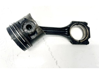 Поршень с шатуном Volkswagen PASSAT B4