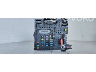 Блок предохранителей 8676391, 12217799   Volvo XC90    
