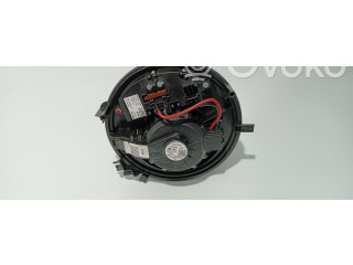 Вентилятор печки 5WB819015, 5Q0907521F Volkswagen Golf SportWagen