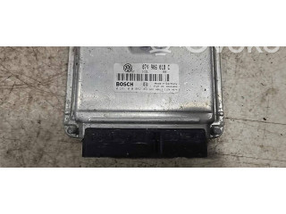 Блок управления двигателя 074906018C, 28SA4060   Volkswagen Transporter - Caravelle T4