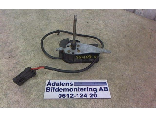 Моторчик стеклоочистителя 30882644 Volvo S40, V40