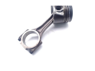  Поршень с шатуном CBAB CBAB  Audi A3 S3 8P  