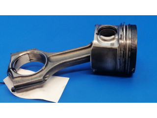 Píst N57 BMW X5 F15 pro naftový motor 3.0