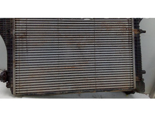 Интеркулер 1K0145803H Volkswagen Caddy