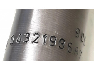 Vstřikovač 90501560, 0432193687 Opel Vectra B pro naftový motor 2.0