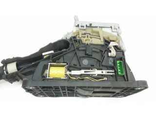 Механизм переключения передач (кулиса) (в салоне)