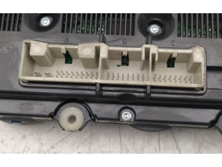 Блок управления климат-контролем 74677530   Volkswagen PASSAT