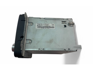 Радио/ проигрыватель CD/DVD / навигация 1K0035186AD Volkswagen Jetta III