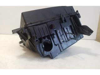 Блок предохранителей  31398001, 31499017   Volvo XC90    