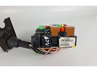 Блок предохранителей 9804848480 Peugeot 2008 II