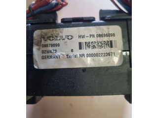 Блок предохранителей  08679899, 08696098   Volvo V70    