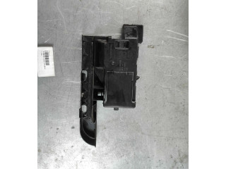 Блок предохранителей 31450530 Volvo XC90