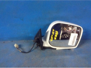 Zpětné zrcátko Tata Xenon 2003