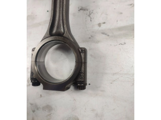  Поршень с шатуном  038J  Volkswagen PASSAT B6  