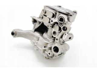 Масляный насос 04L145208AB Skoda Superb B5 (3U)