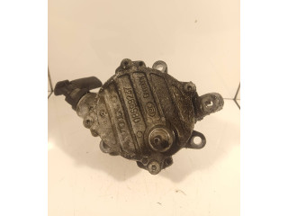 Вакуумный насос 08699237, 30677904   Volvo XC90