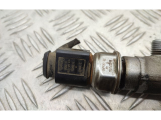 Топливная рампа 03L130089B   Skoda Fabia Mk2 (5J)   для двигателя CAYB