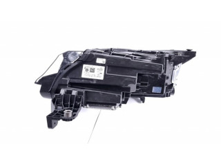 Передняя фара  