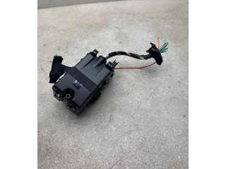 Блок предохранителей 04022016, 4531133 Peugeot 2008 I